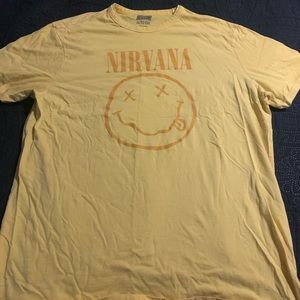 Yellow American Eagle Nirvana Logo tee